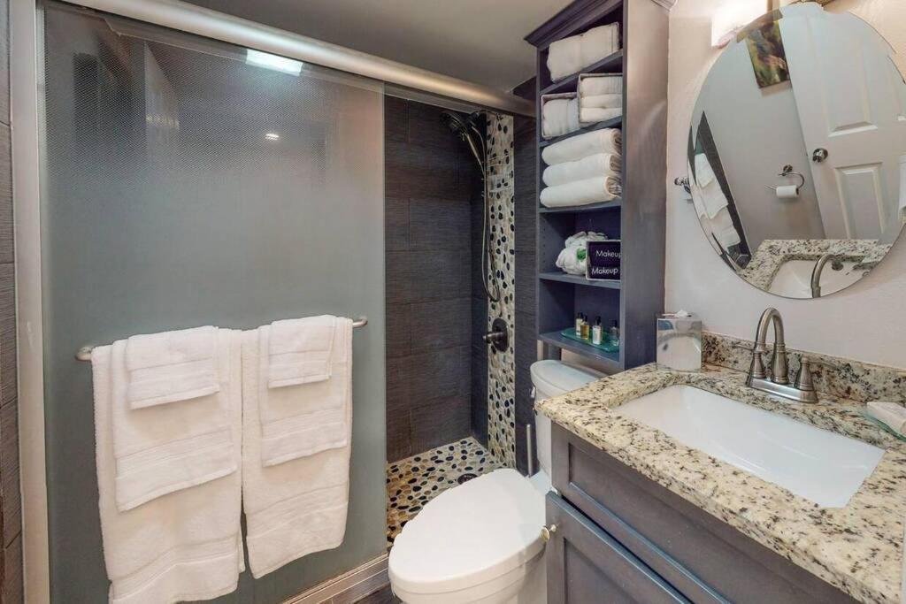 Sea Spray, Studio 114, Beach Steps Away! Pool+Wifi Ruskin Extérieur photo