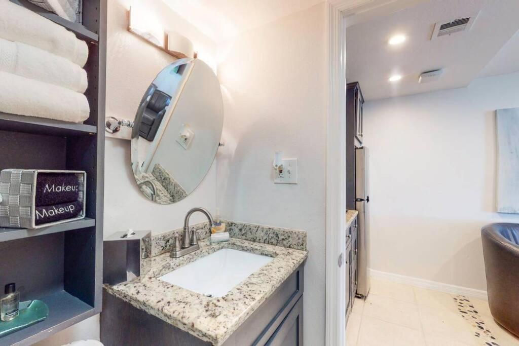Sea Spray, Studio 114, Beach Steps Away! Pool+Wifi Ruskin Extérieur photo
